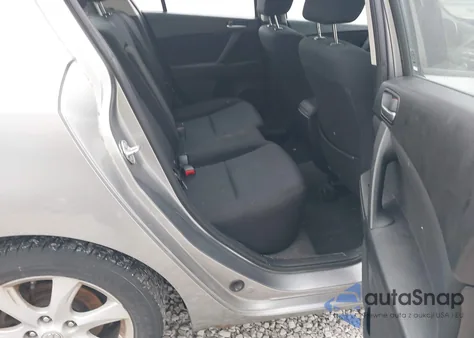 2011 Mazda Mazda3 I Touring из США, поврежденный, VIN JM1BL1VG4B1375544